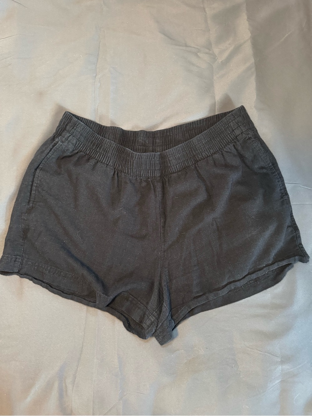Linen Elastic-Waist Women's Shorts - Black